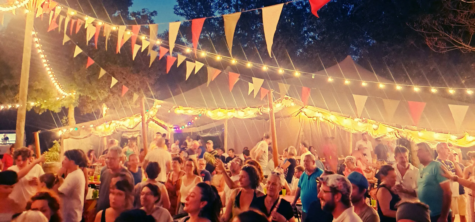 animation en soirée au camping dans le marais poitevin