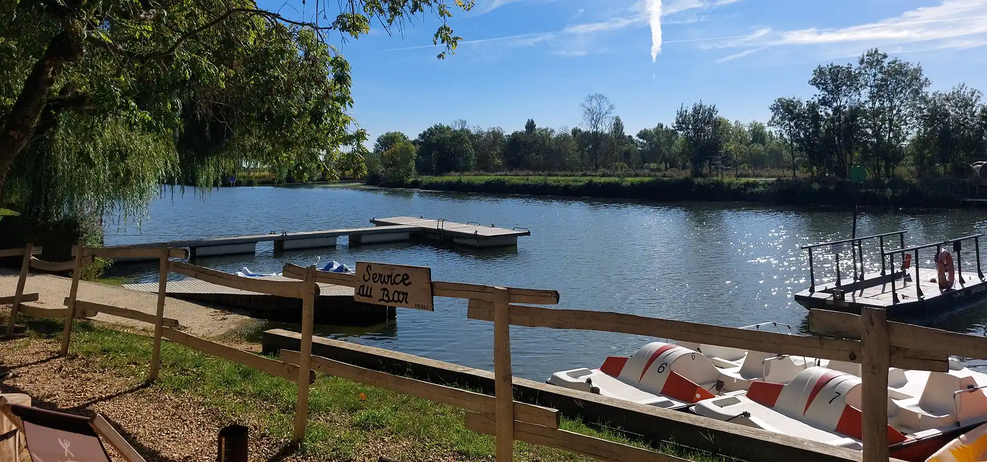 camping avec embarcadère au coeur du marais poitevin